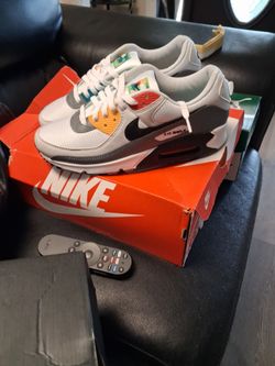 Air max 90 the peace and love