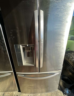 Deal! LG Stainless French Door Fridge w/ Ice Maker
