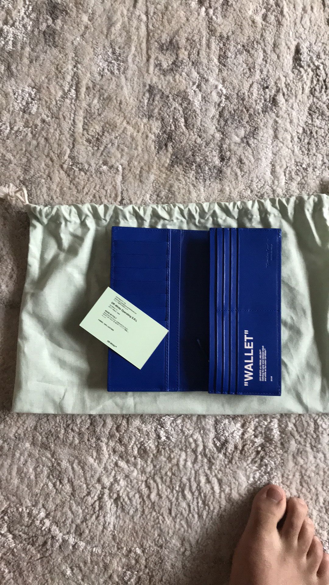 Off white long wallet