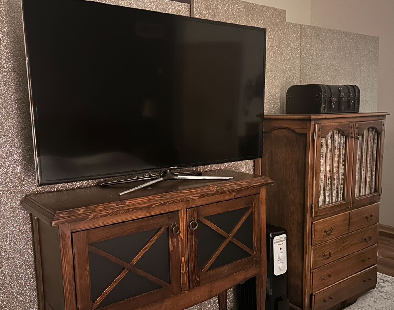 55” Samsung Non-Smart Tv With Remote