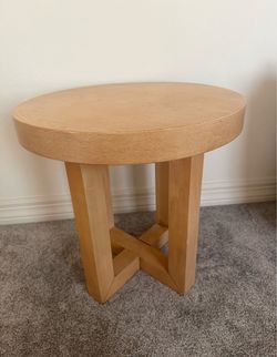 Round Side Table