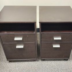 File Cabinet w/ wheels