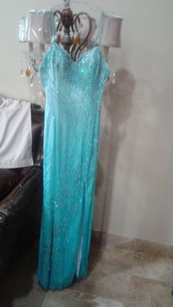 Beautiful blue dress size 8