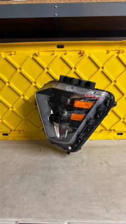 Hyundai Kona left driver headlight 2024 2025 2026