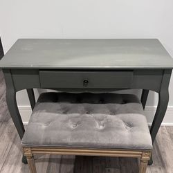 Console Table And Ottoman 