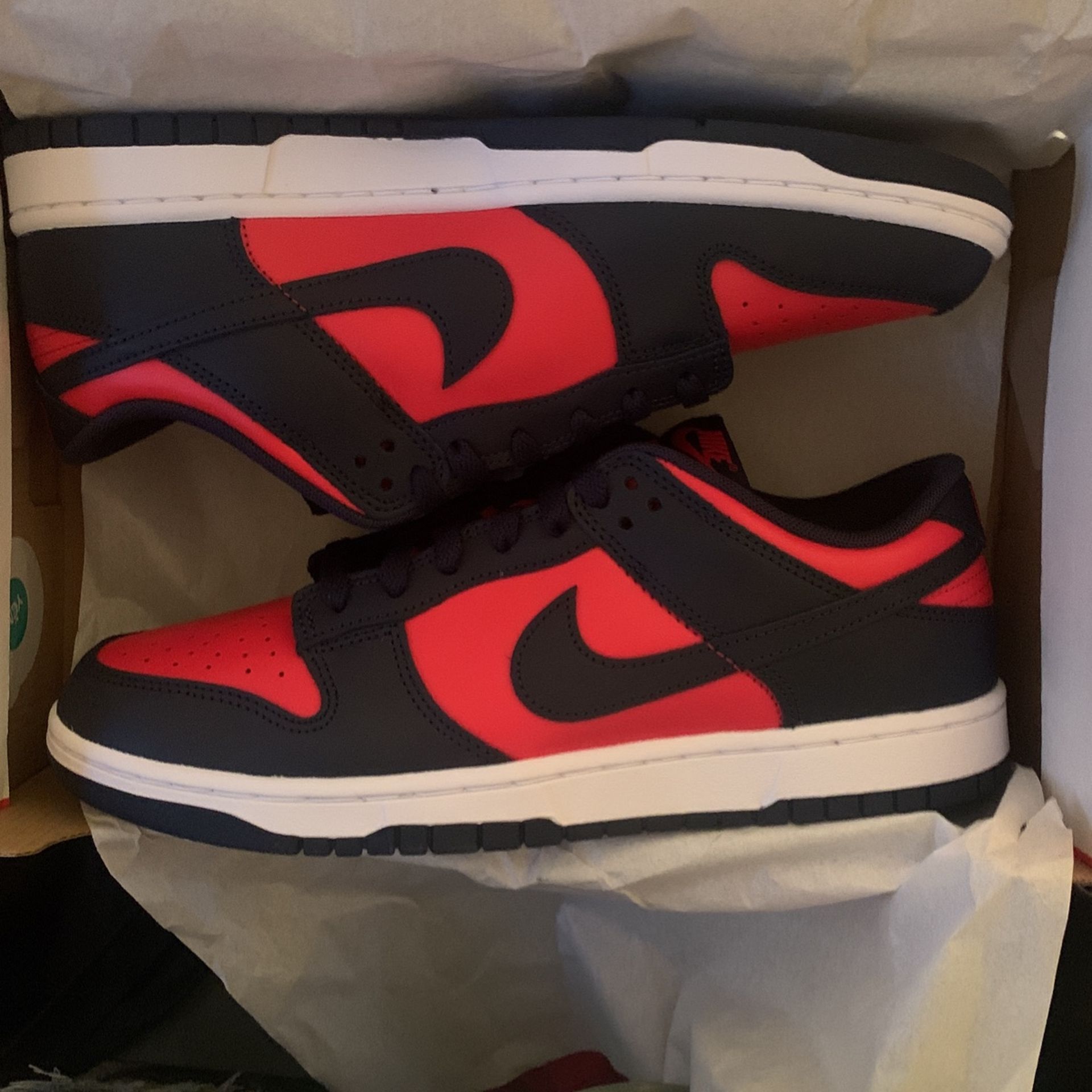 University Red/obsidian-white Nike Dunk Low Retro