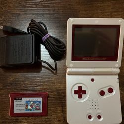 Game Boy Advance SP - Famicom Edition 