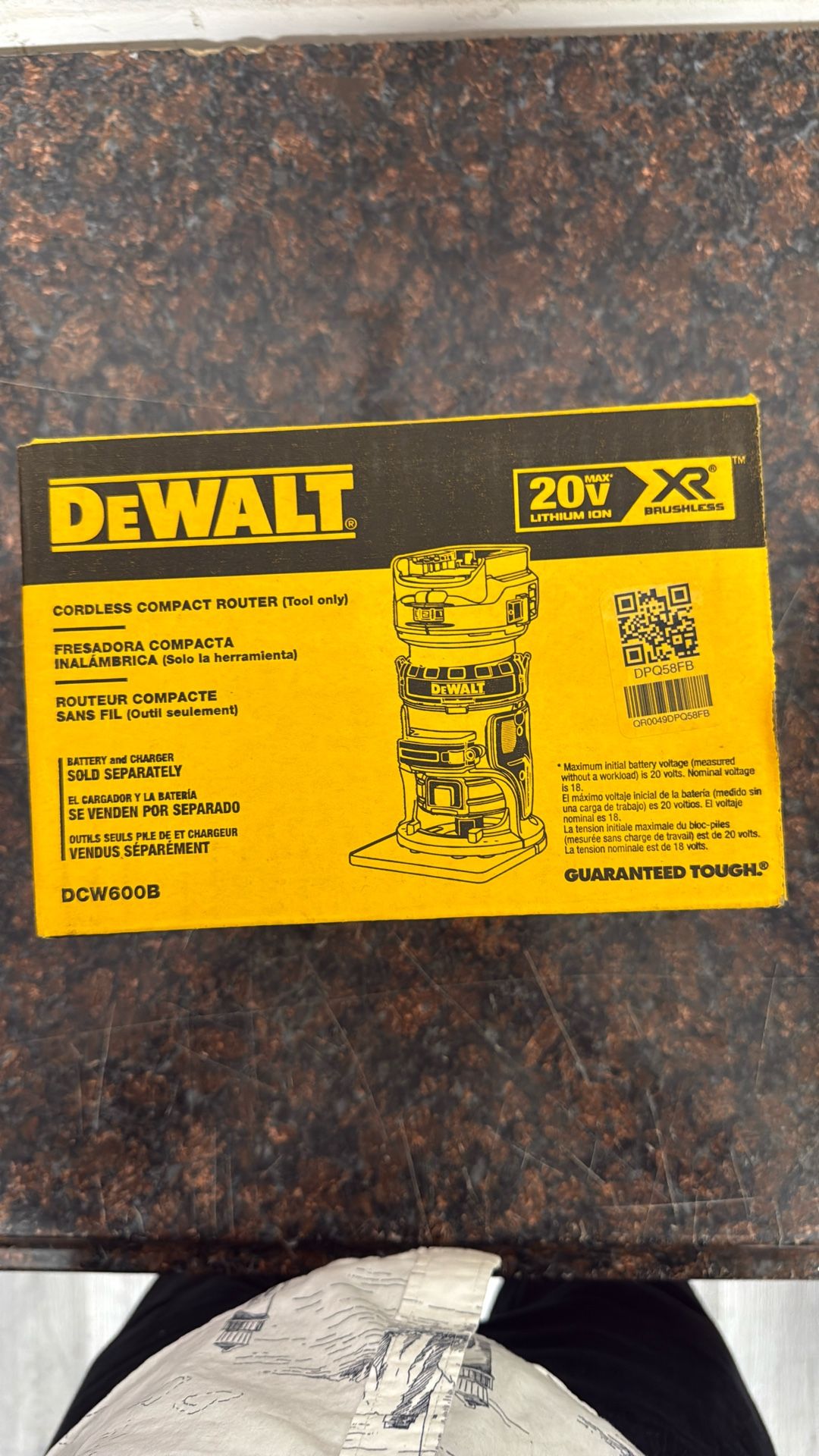DeWALT:20V Max XR Brushless Cordless Compact Router Item 