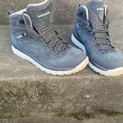 Lowa Women’s Hiking Shoes, Brand New