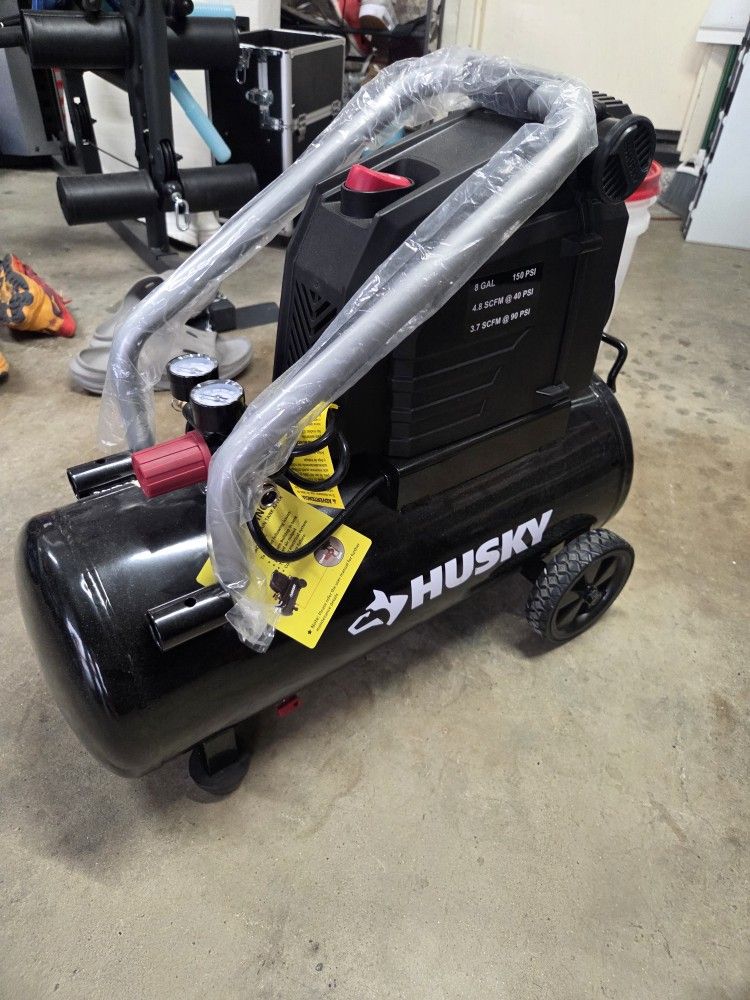 Husky 8 Gallon Compressor