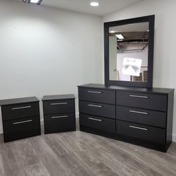 Dresser Whit Mirror And 2 Nightstands - Cómoda Con Espejo Y 2 Mesitas De Noche 