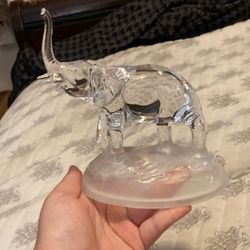 Glass Elephant Used As A Decoration