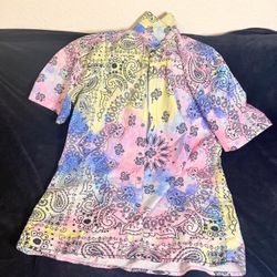 Fashion Nova Multi-Color Paisley Short Sleeve Woven Top