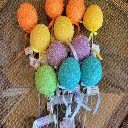 Sparkle Easter Pics - 11 Eggs