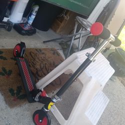 M E S U C A Two-wheel Scooter