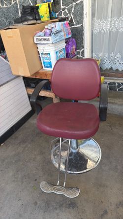 Barber chair