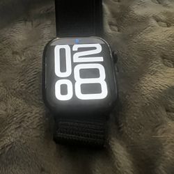 Apple Watch 10 46mm Excellent Conditions 