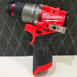 Milwaukee FUEL M12 Hammer Drill / Driver