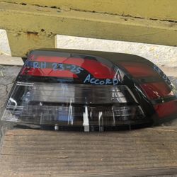 2023-2025 HONDA ACCORD RH TAIL LIGHT OEM