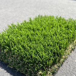 Premium artificial grass turf synthetic grass roll wholesale to public - delivery available 