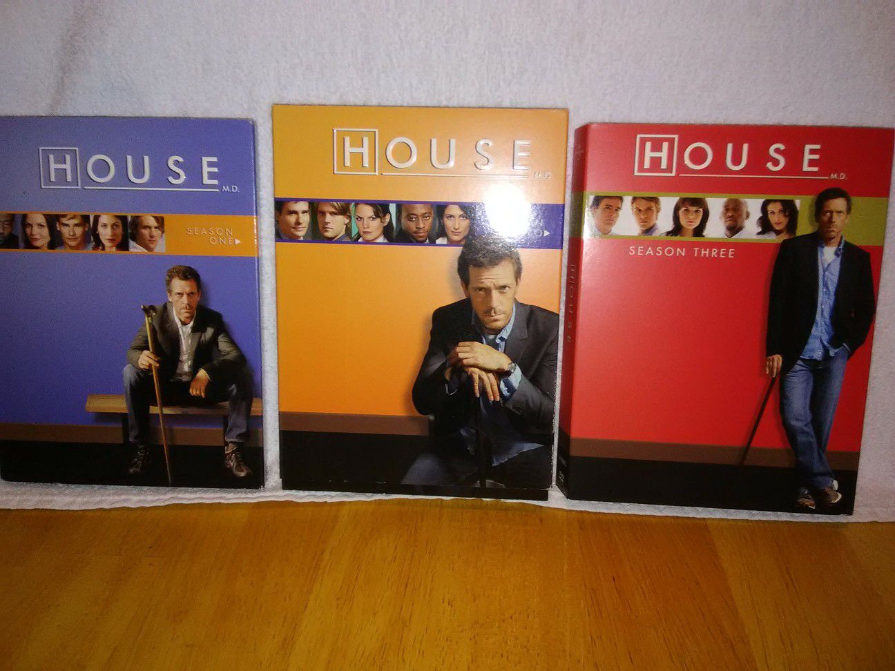 HOUSE md on DVD's Seasons 1,2 and3