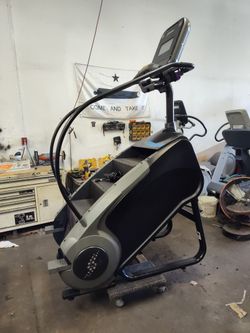 Stairmaster 8G Stepmill 