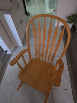 Rocking chair