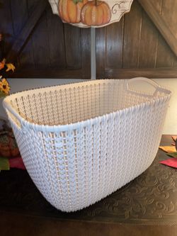 Plastic Wicker Basket New 