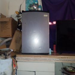 Refrigerator Good Condition