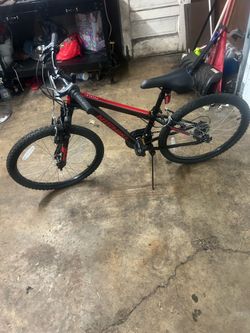 Nishiki Boys' Pueblo 24" Youth Mountain Bike