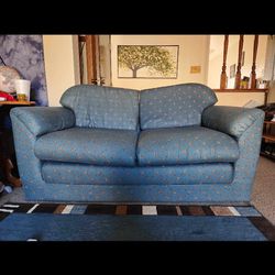 Ultralight pullout couch