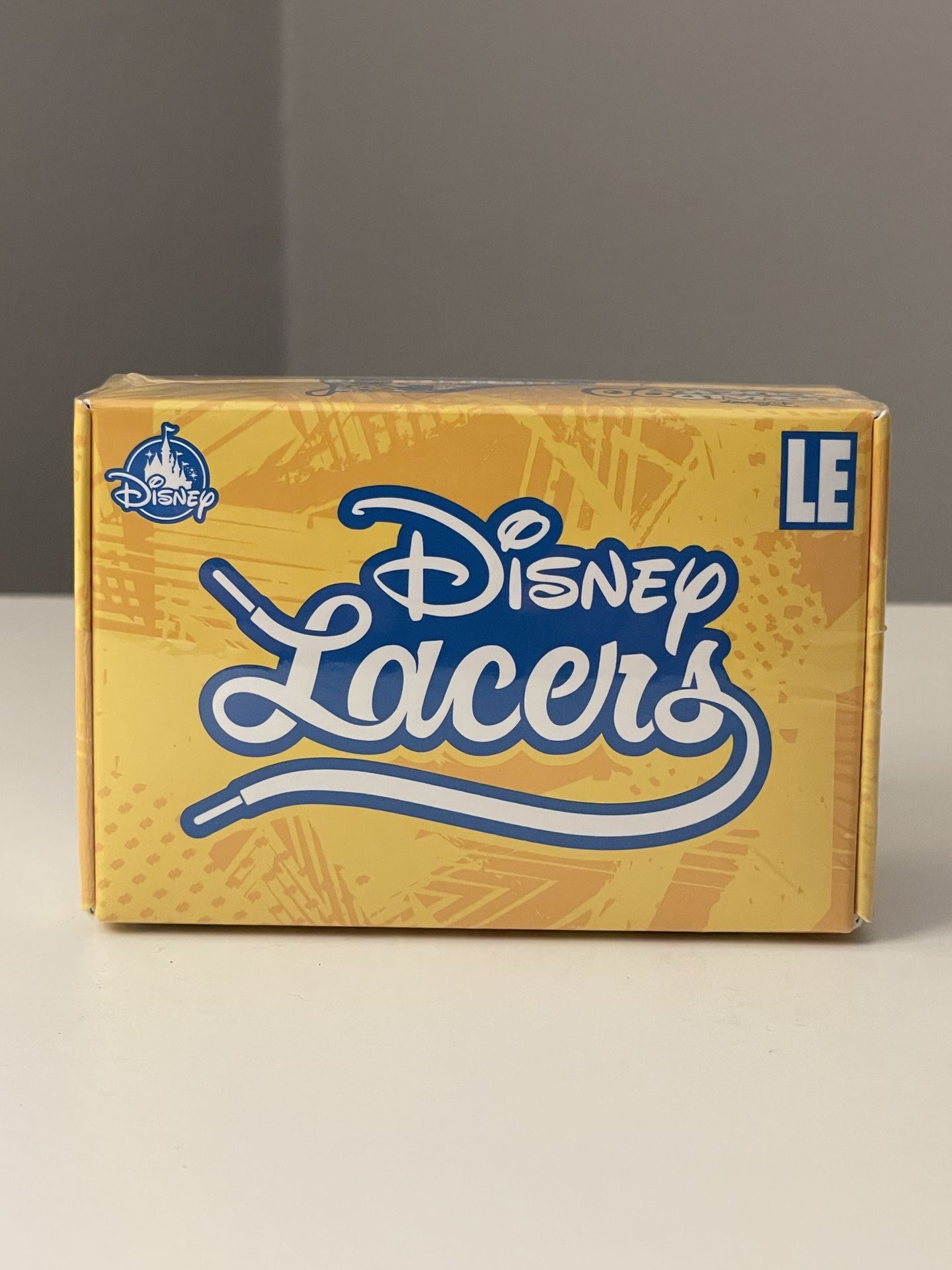 Disney D23 Expo Donald Duck Lacers Artist Series Mini Shoe Vinyl Toy (LE 2000)