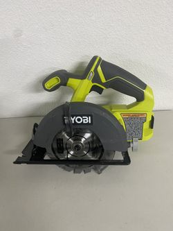RYOBI ONE+ 18V Cordless 5 1/2 in. Circular Saw (Tool Only)