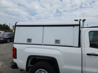 Utility CAMPER for 2016 Gmc Sierra 6 1/2 bed