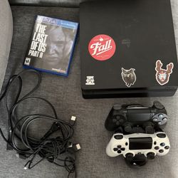 PS4 w/ Chargers