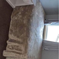 Queen Mayte es And Box Spring