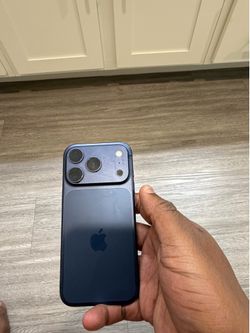 iPhone 17 pro AT&T