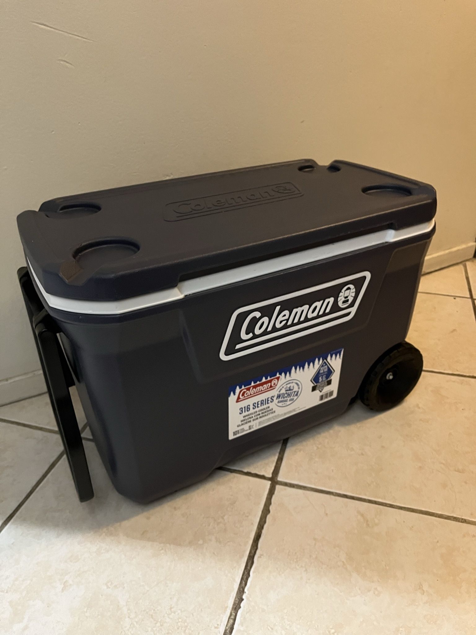 Coleman Cooler New