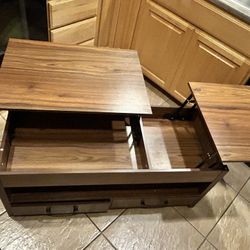 Rustic Wood Farmhouse-Style Lifting Coffee Table
