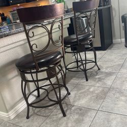 Set Of 2 Bar Stools 
