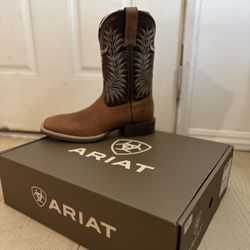 ARIAT Boots 11.5 EE Wide 