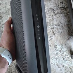 Motorola Modem & Router