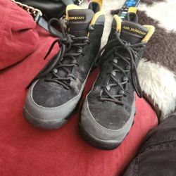 Jordan's Size 6y