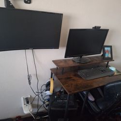 Desktop Computer And 2 Monitors