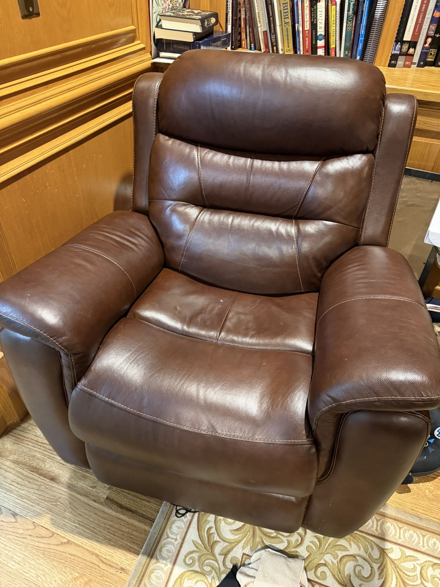 Very Comfy Recliner