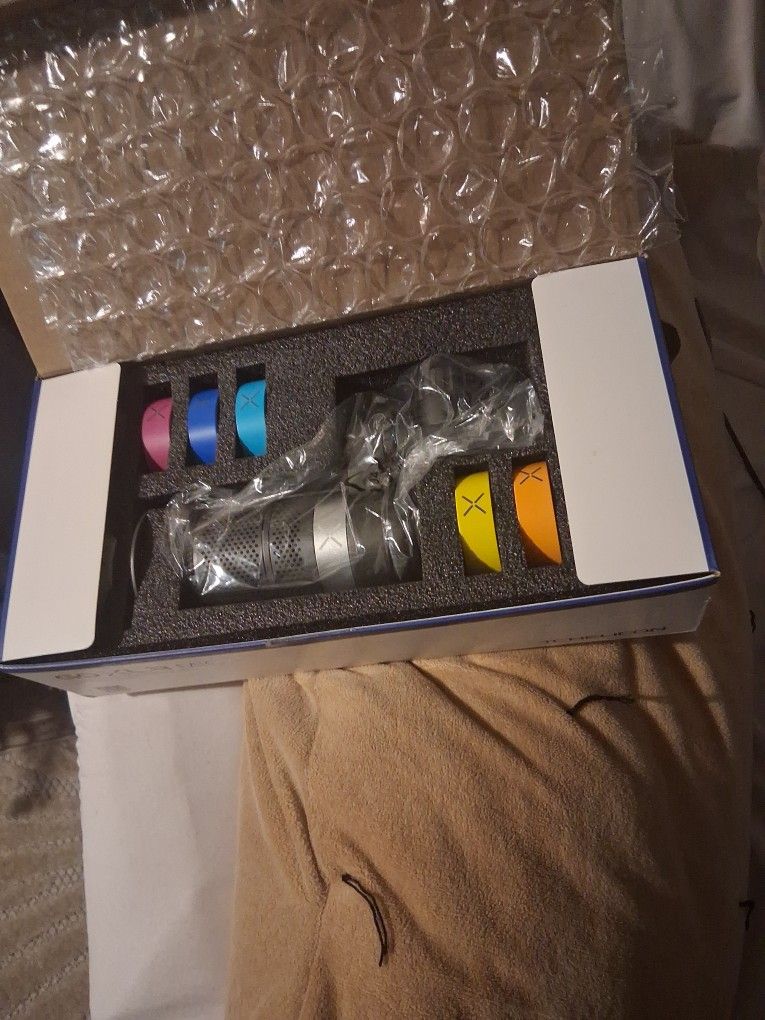Goals Mic Tchelicon