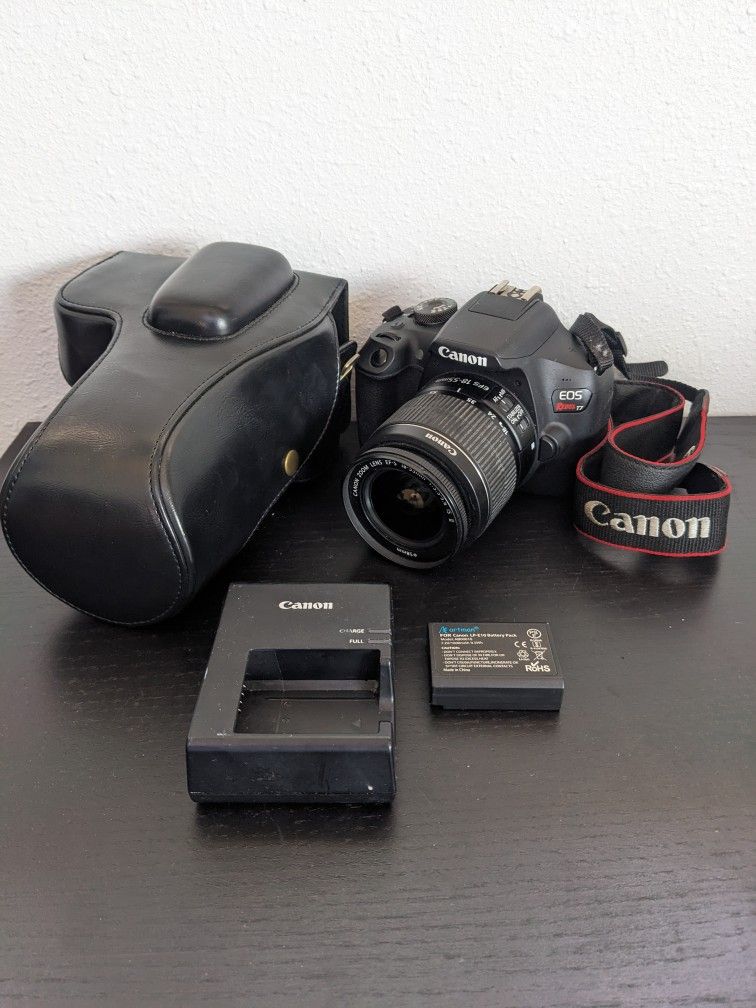 Canon EOS Rebel T7 Camera + Case + Lens