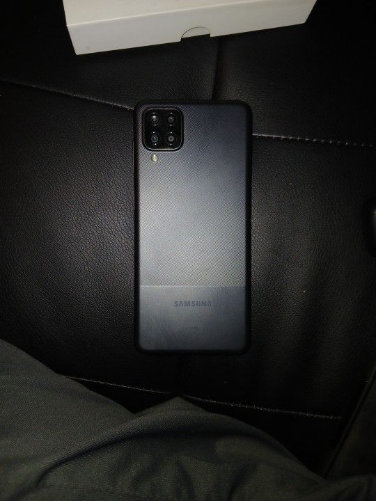 Samsung Galaxy A12