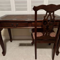 Crown Mark Fairfax Desk & Chair Set 