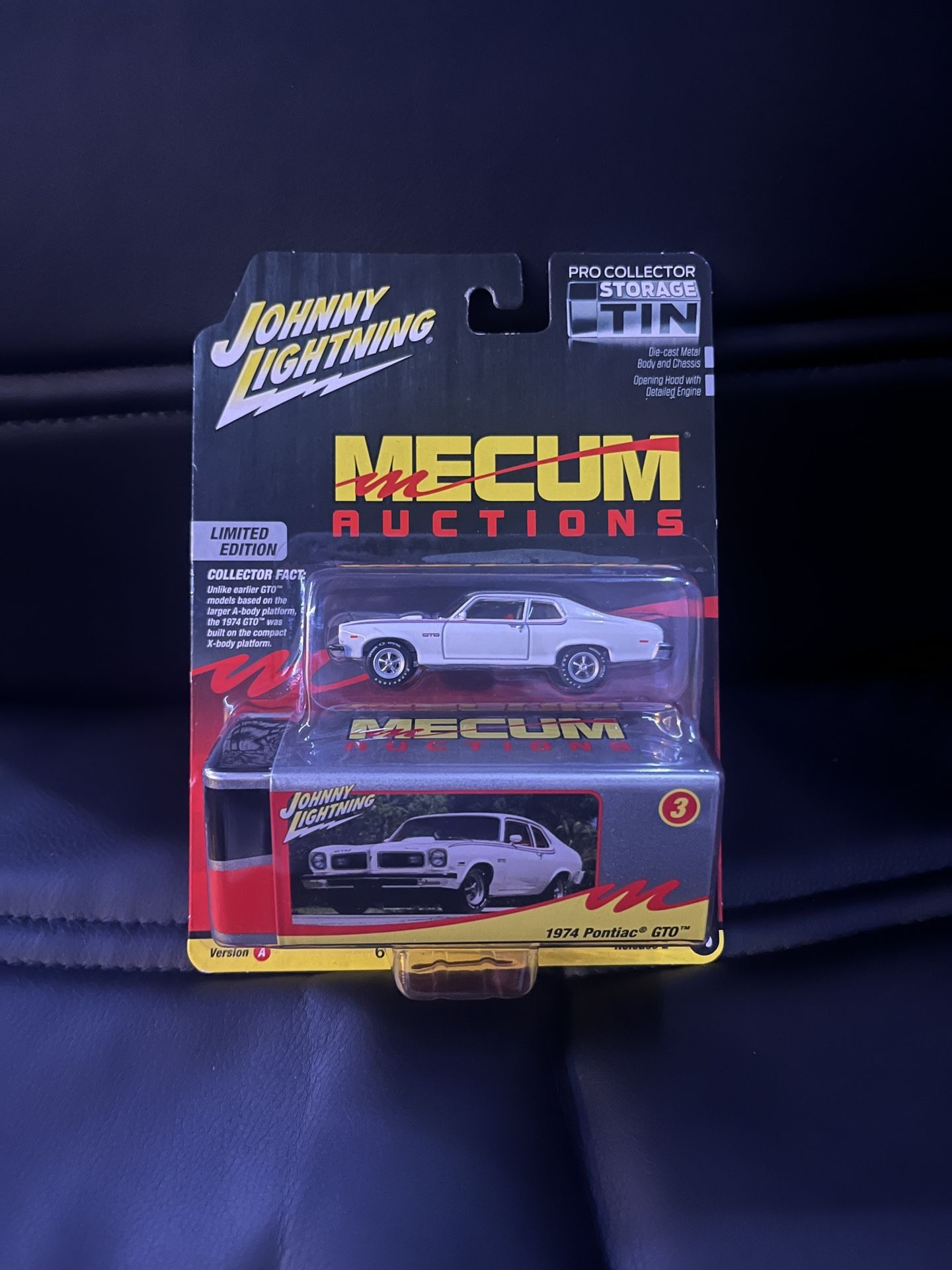 Jonny Lightning Toy Car OBO